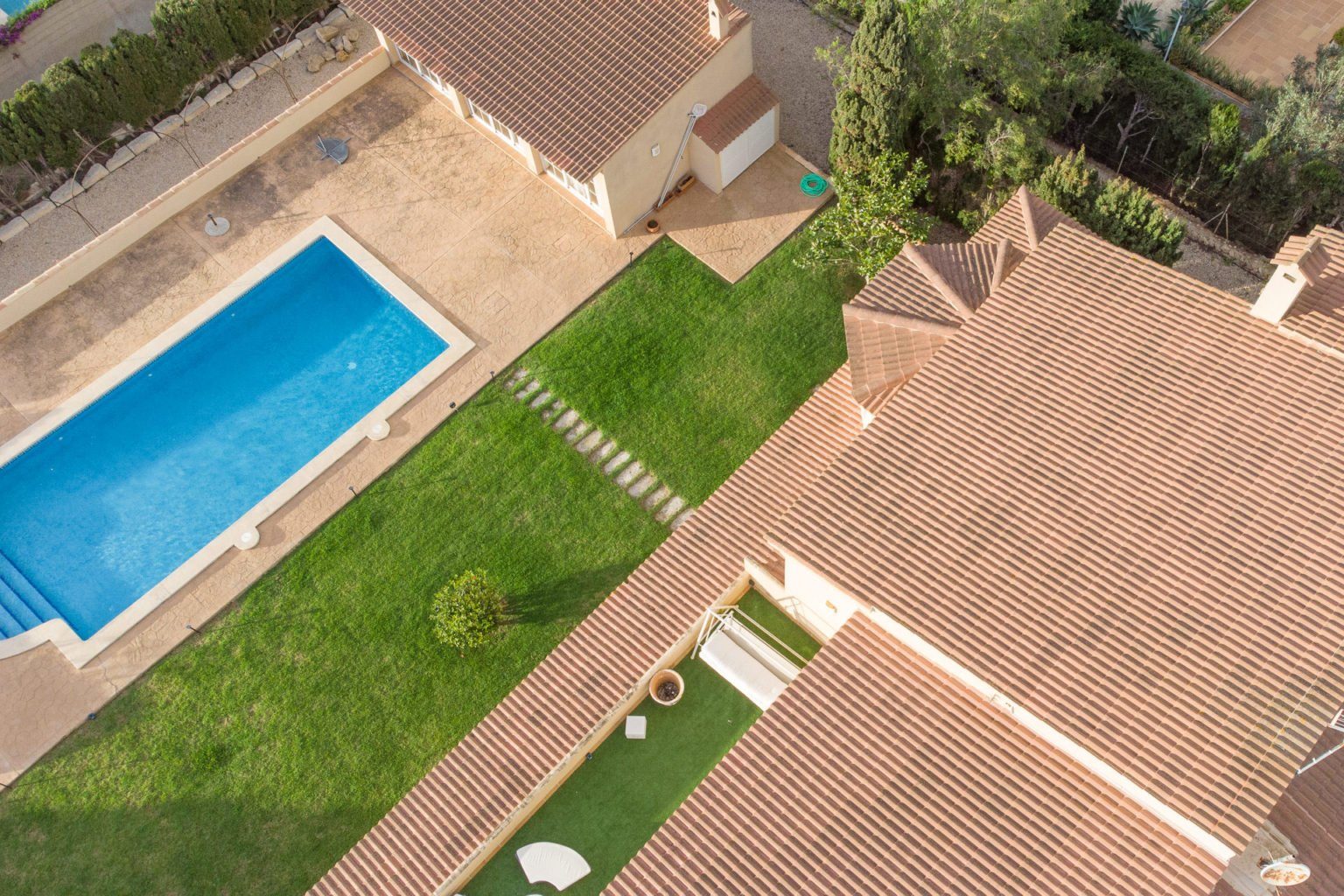 Dream villa with rental license, large pool and sea view 4