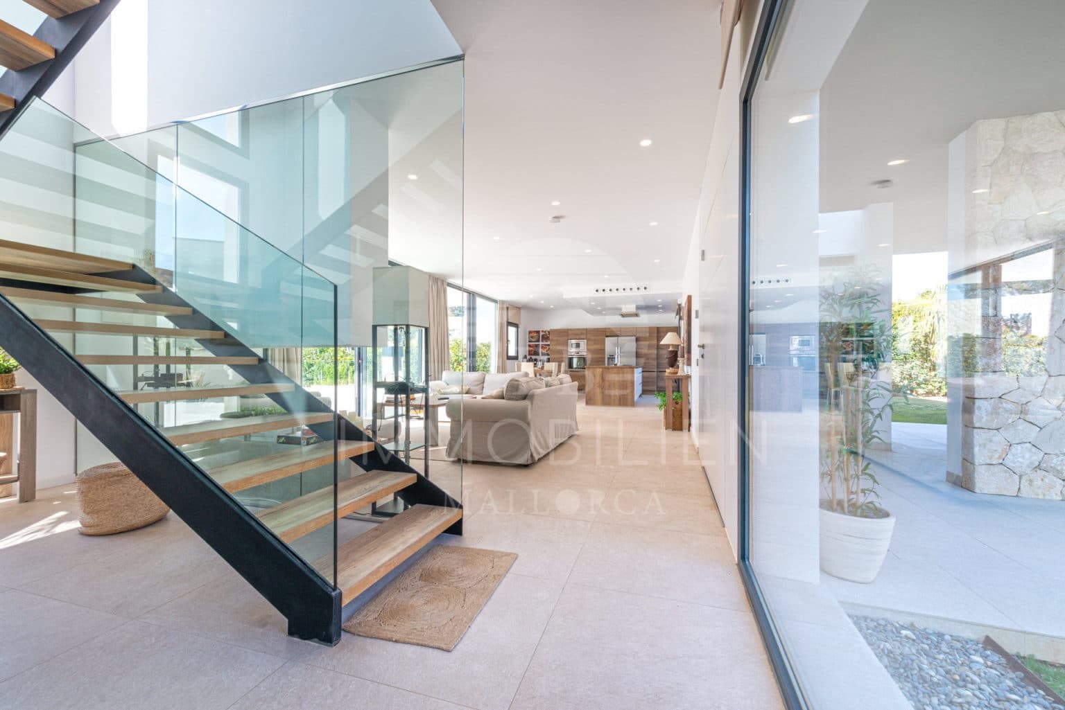 Modern new-build villa on the front line with pool sea views green zone carport 5