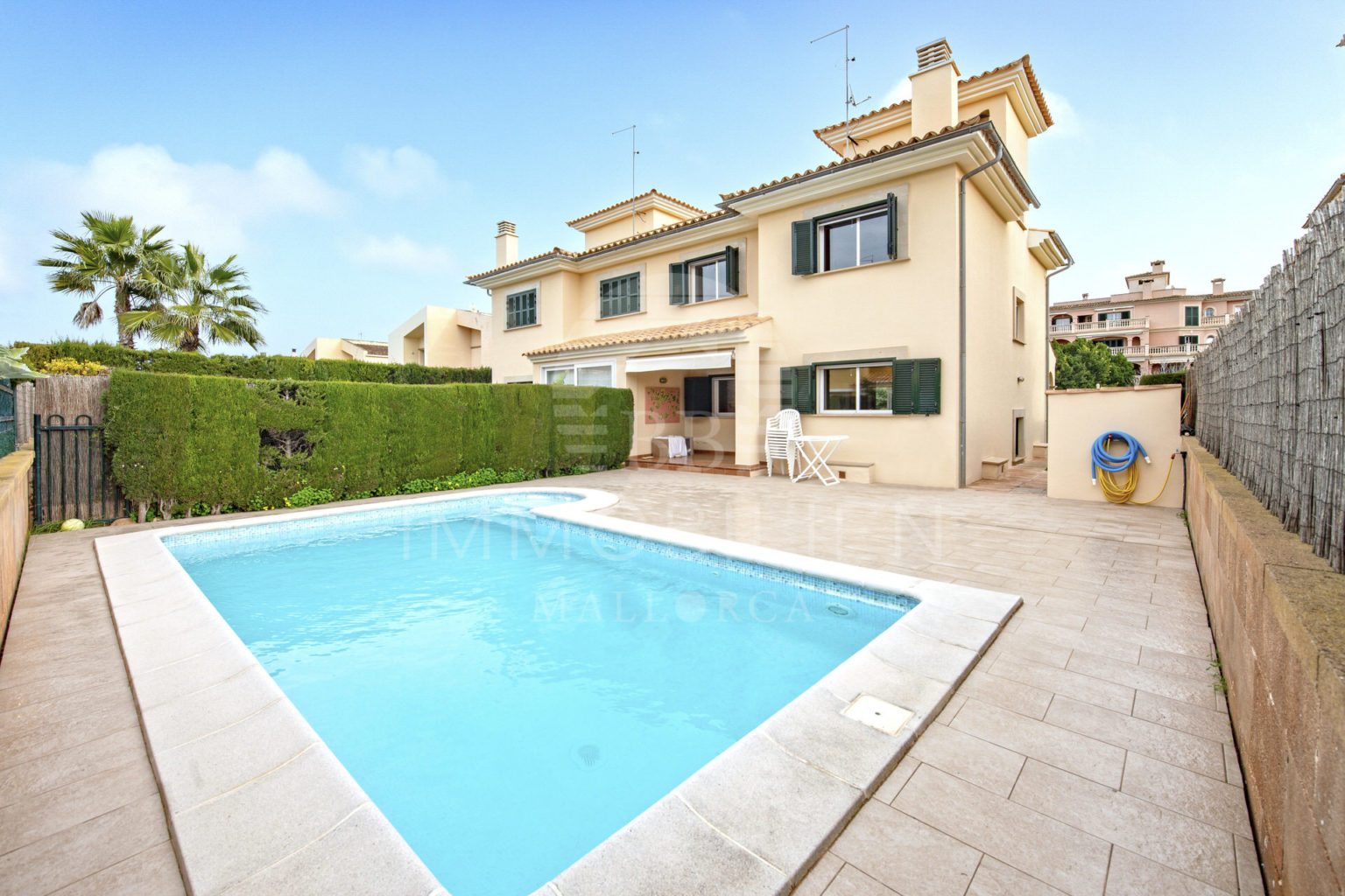 Semi-detached house in an exclusive urbanisation near Palma - 1