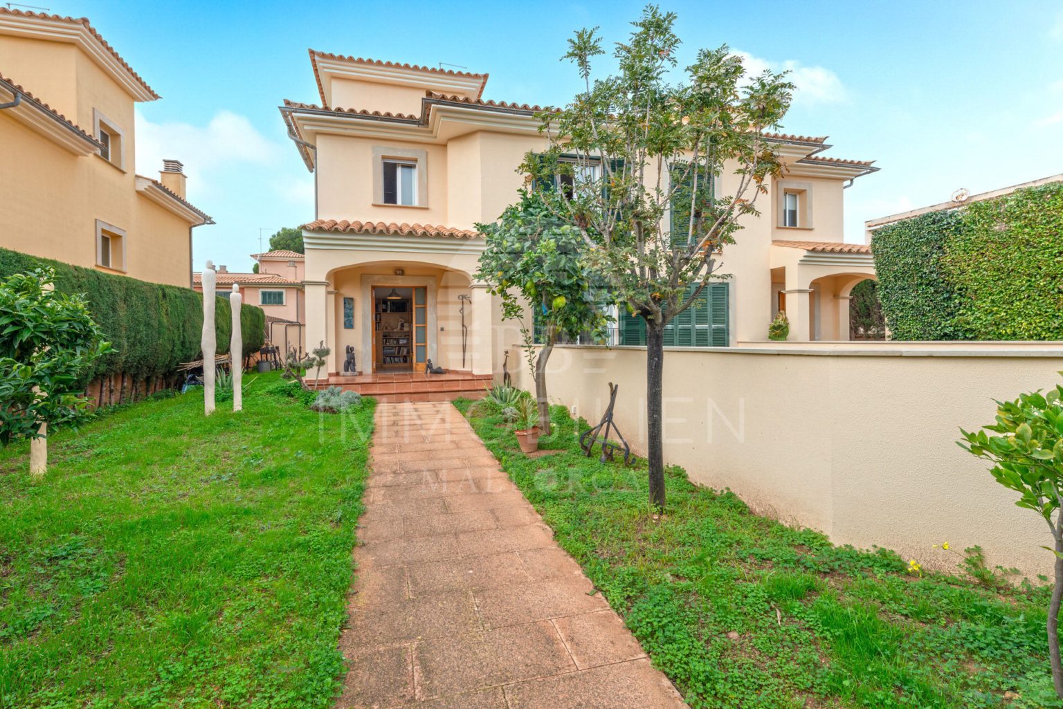 Semi-detached house in an exclusive urbanisation near Palma 4