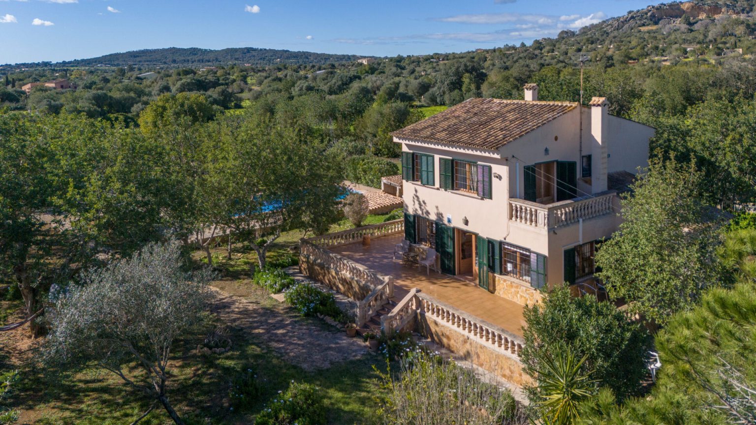 Finca with large plot, pool and ETV for 6 people (holiday rental license) - 1