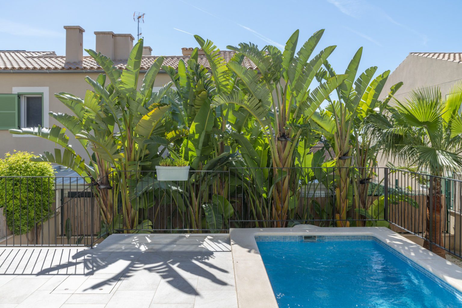 Light-filled semi-detached house with pool & garden in Sa Cabaneta - 1